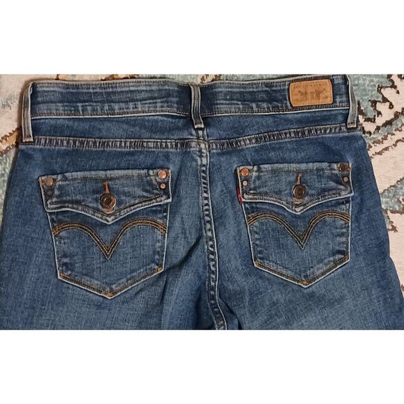 Womens Levi's 525 Perfect Match Denim Mid-Rise Capri Size 6, 28Wx24L medium Blue - Picture 3 of 8